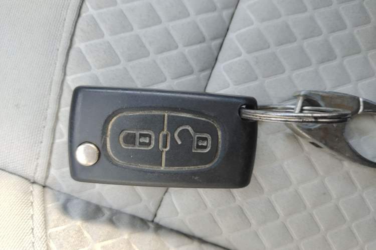 Used Citroen C-Quatre 2013 Sedan 1.6L Automatic Prestige Model Vehicle Key