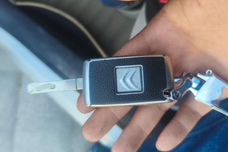Used Citroen C-Quatre 2013 Hatchback 1.6L Automatic LeShang Model Vehicle Key