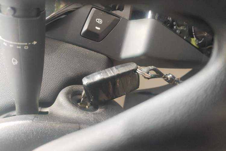 Used Citroen C-Quatre 2013 Sedan 1.6L Automatic Prestige Model Vehicle Key