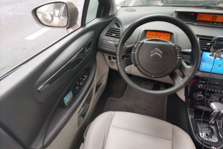 Used Citroen C-Quatre 2013 Sedan 1.6L Automatic Prestige Model Steering Wheel