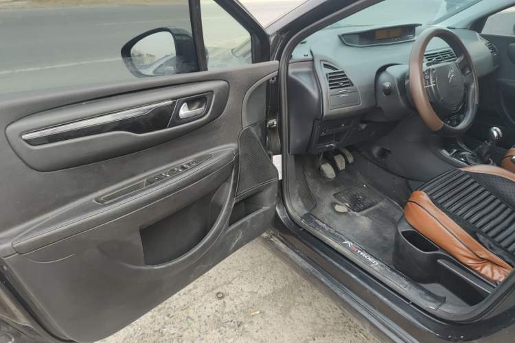 Used Citroen C-Quatre 2014 1.6L Manual Car Connectivity Edition Driver Seat