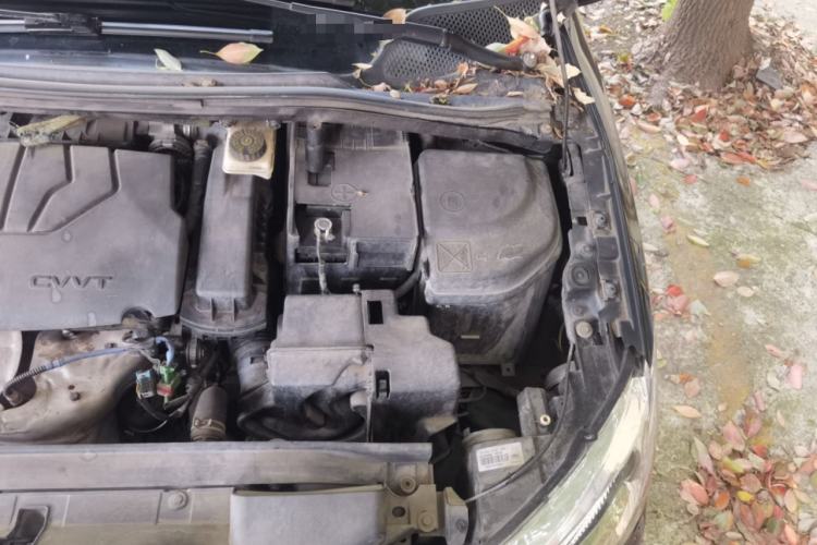 Used Citroen C-Quatre 2014 VTS Version 1.6L Manual - Premium Model Engine Bay Left