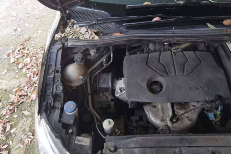 Used Citroen C-Quatre 2014 VTS Version 1.6L Manual - Premium Model Engine Bay Right
