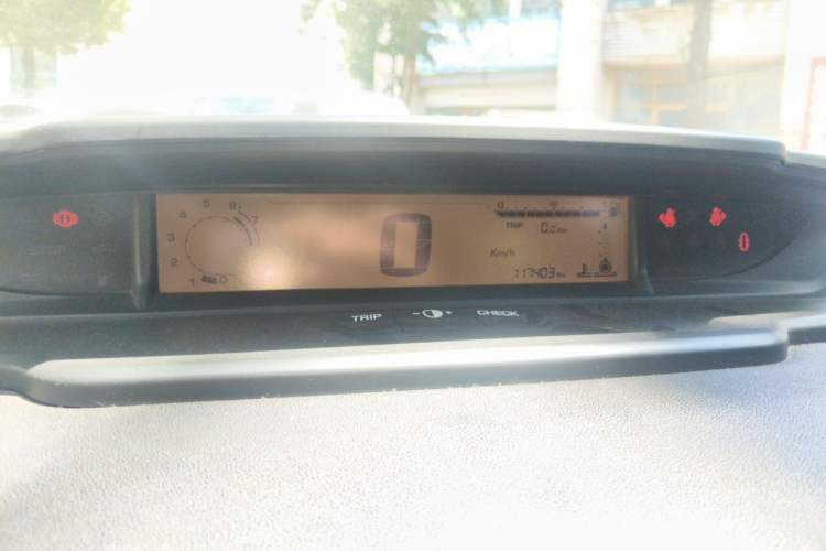 Used Citroen C-Quatre 2014 VTS Version 1.6L Manual - Premium Model Instrument Cluster