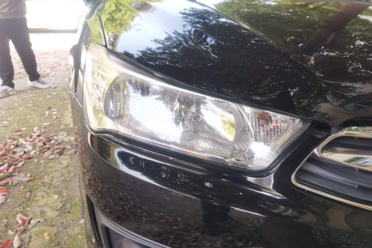Used Citroen C-Quatre 2014 VTS Version 1.6L Manual - Premium Model Right Front Headlight