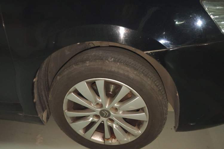 Used Citroen C-Quatre 2014 VTS Version 1.6L Manual Enjoyment Model Right Front Wheel Hub