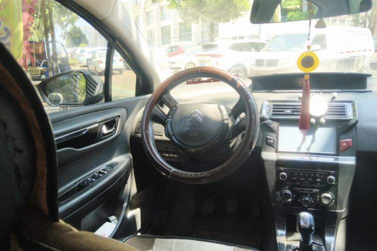 Used Citroen C-Quatre 2014 VTS Version 1.6L Manual - Premium Model Steering Wheel
