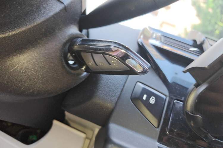 Used Citroen C-Quatre 2014 VTS Version 1.6L Automatic Prestige Model Vehicle Key