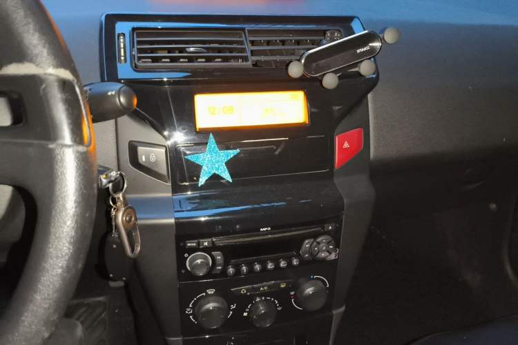 Used Citroen C-Quatre 2014 VTS Version 1.6L Manual - Premium Model Audio And AC Panel