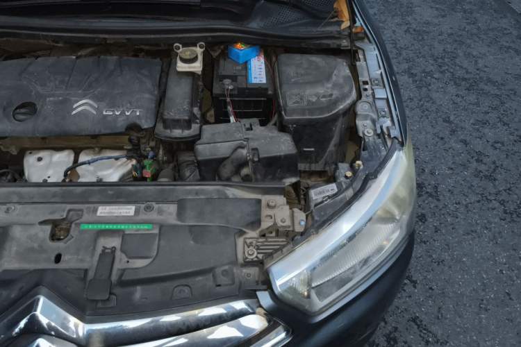 Used Citroen C-Quatre 2014 VTS Version 1.6L Manual - Premium Model Engine Bay Left