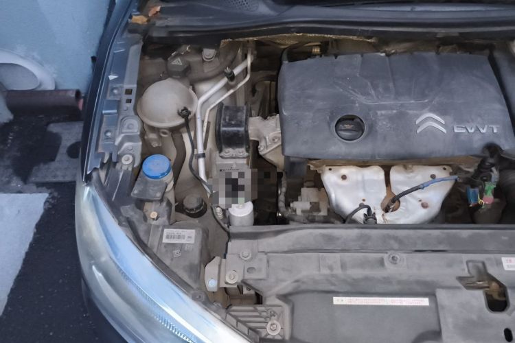 Used Citroen C-Quatre 2014 VTS Version 1.6L Manual - Premium Model Engine Bay Right