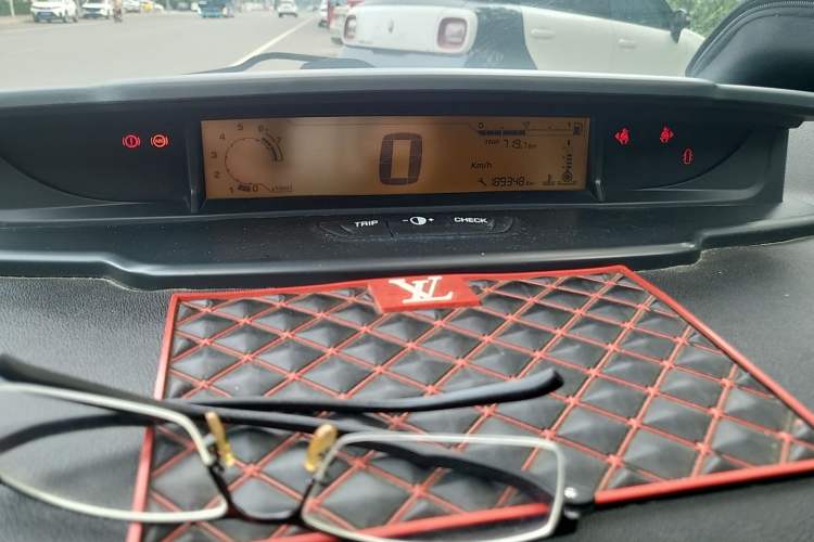 Used Citroen C-Quatre 2014 VTS Version 1.6L Manual - Premium Model Instrument Cluster