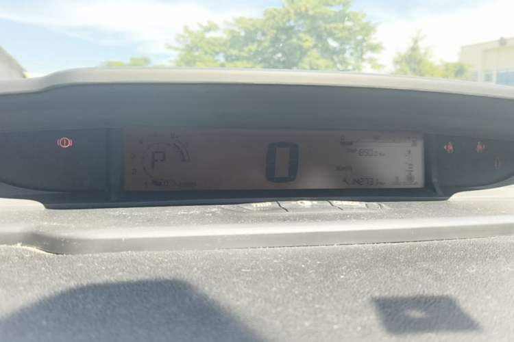 Used Citroen C-Quatre 2014 VTS Version 1.6L Automatic Prestige Model Instrument Cluster