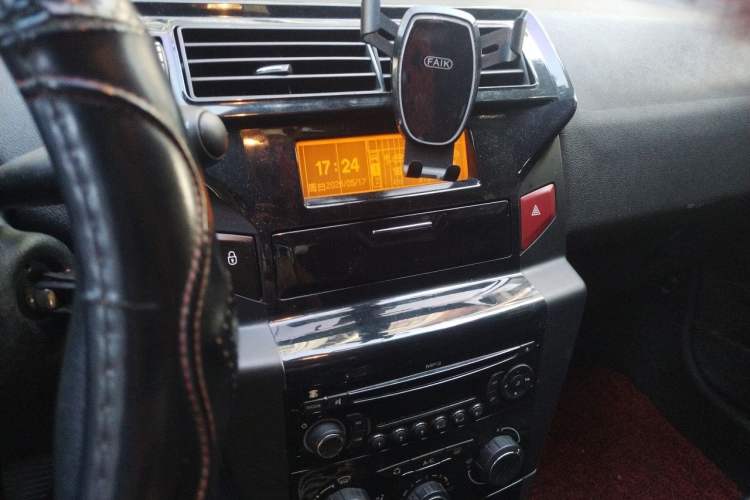 Used Citroen C-Quatre 2014 VTS Version 1.6L Manual - Premium Model Audio And AC Panel