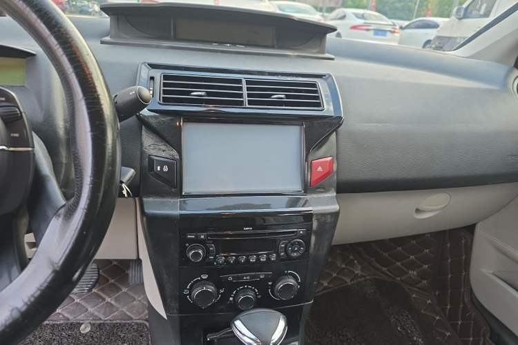 Used Citroen C-Quatre 2014 1.6L Automatic Connected Car Version Audio And AC Panel