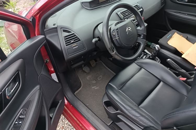 Used Citroen C-Quatre 2014 VTS Version 1.6L Manual - Premium Model Driver Seat