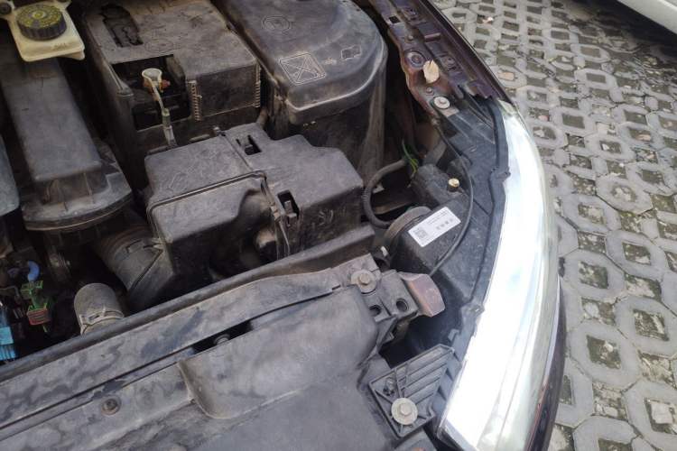 Used Citroen C-Quatre 2014 VTS Version 1.6L Manual - Premium Model Engine Bay Left