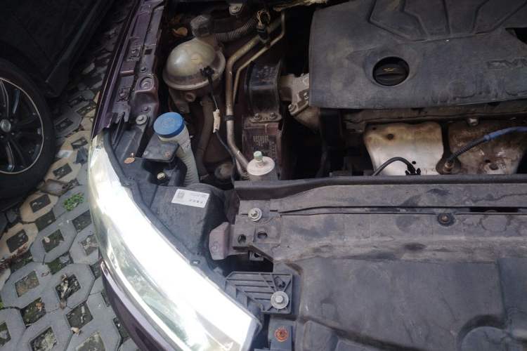 Used Citroen C-Quatre 2014 VTS Version 1.6L Manual - Premium Model Engine Bay Right