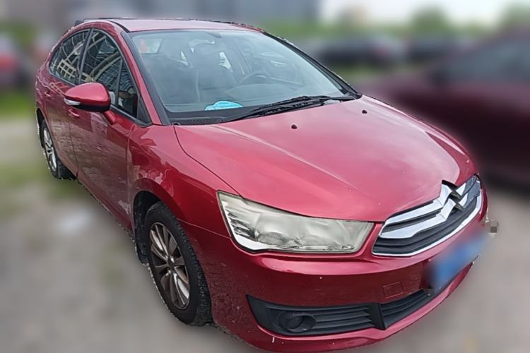 Used Citroen C-Quatre 2014 VTS Version 1.6L Manual - Premium Model Front Right 45 Deg