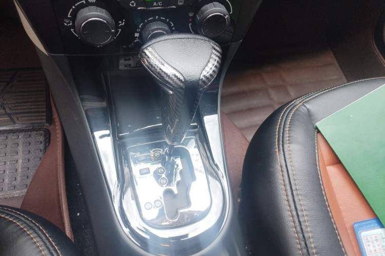 Used Citroen C-Quatre 2014 1.6L Automatic Connected Car Version Gear Lever