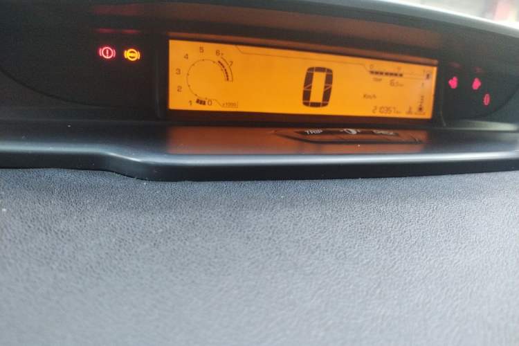 Used Citroen C-Quatre 2014 VTS Version 1.6L Manual - Premium Model Instrument Cluster