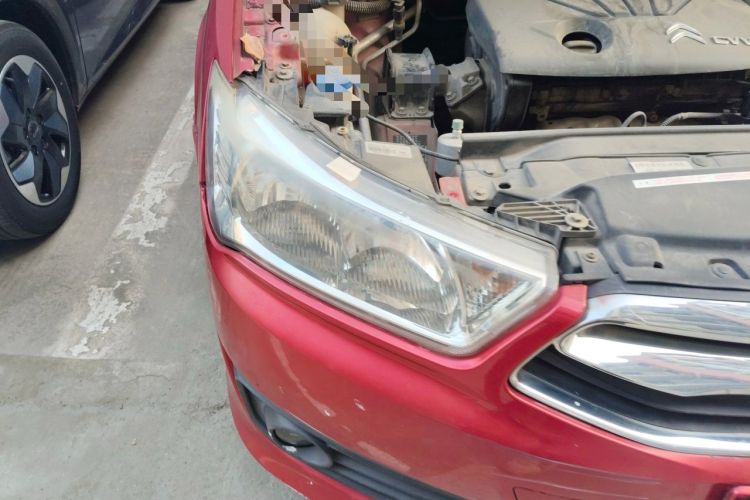 Used Citroen C-Quatre 2014 VTS Version 1.6L Manual - Premium Model Right Front Headlight