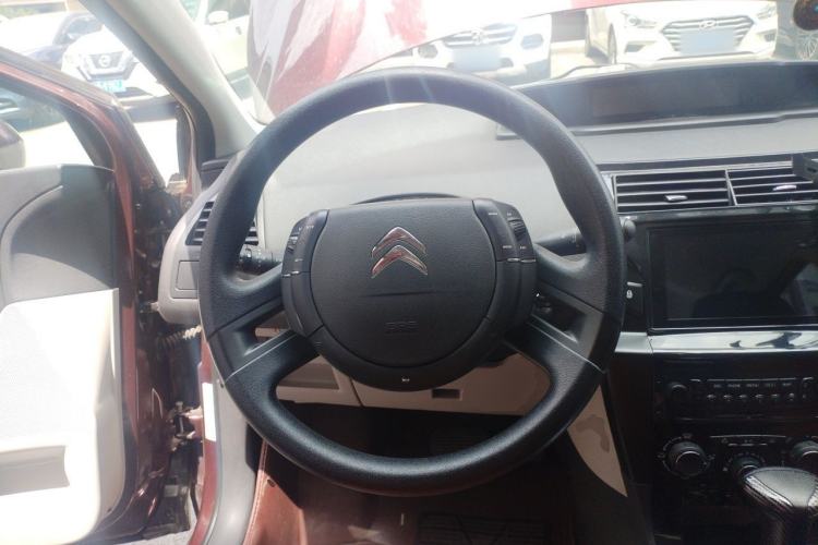Used Citroen C-Quatre 2014 1.6L Automatic Connected Car Version Steering Wheel