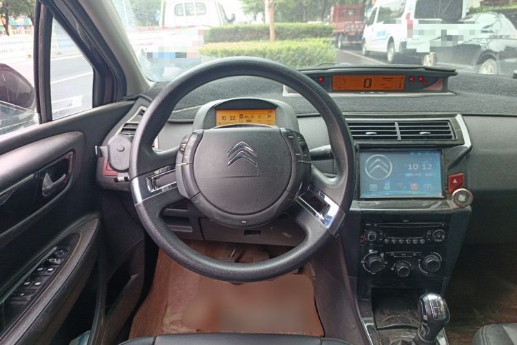 Used Citroen C-Quatre 2014 VTS Version 1.6L Manual - Premium Model Steering Wheel