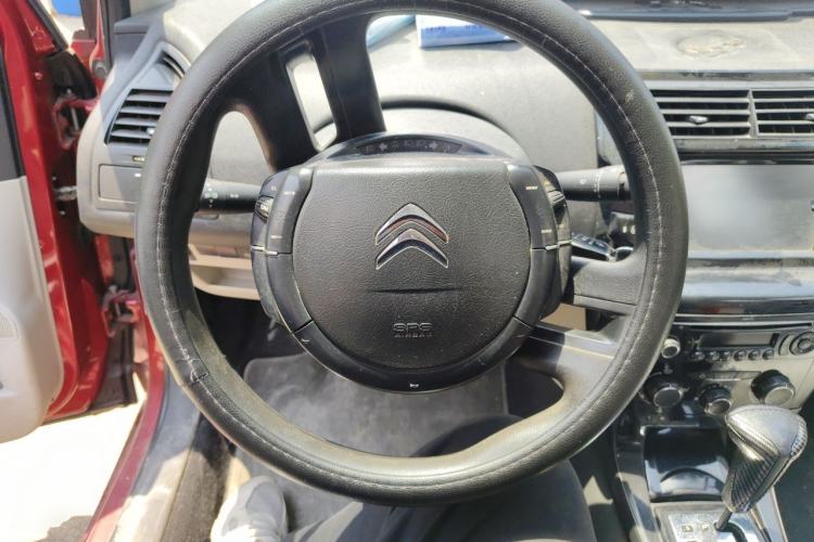 Used Citroen C-Quatre 2014 VTS Version 1.6L Automatic Prestige Model Steering Wheel