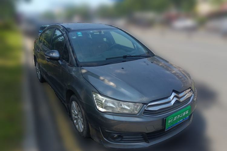 Used Citroen C-Quatre 2014 VTS Version 1.6L Manual - Premium Model Front Right 45 Deg