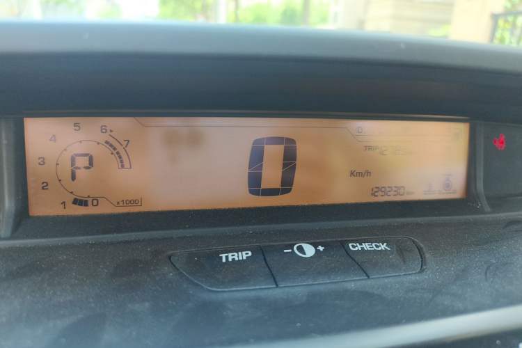 Used Citroen C-Quatre 2014 VTS Version 1.6L Automatic Prestige Model Instrument Cluster