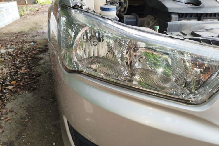 Used Citroen C-Quatre 2014 VTS Version 1.6L Manual - Premium Model Right Front Headlight