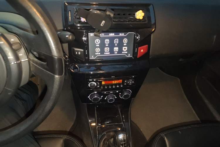 Used Citroen C-Quatre 2014 VTS Version 1.6L Manual - Premium Model Audio And AC Panel
