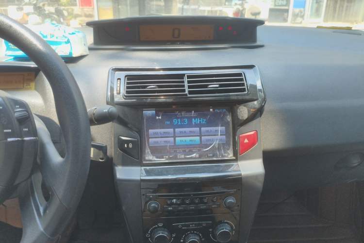 Used Citroen C-Quatre 2014 VTS Version 1.6L Manual - Premium Model Audio And AC Panel