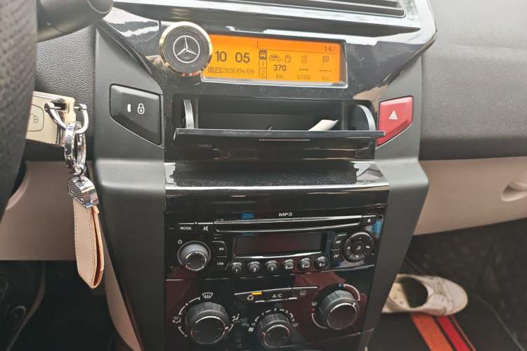 Used Citroen C-Quatre 2014 VTS Version 1.6L Automatic Prestige Model Audio And AC Panel