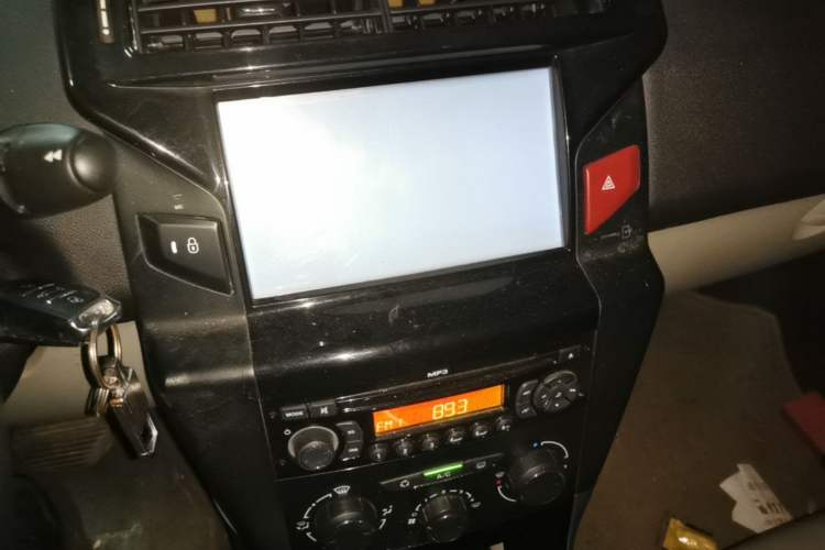 Used Citroen C-Quatre 2014 1.6L Automatic Connected Car Version Audio And AC Panel