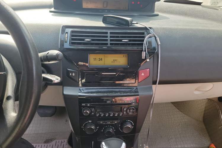 Used Citroen C-Quatre 2014 VTS Version 1.6L Automatic Prestige Model Audio And AC Panel