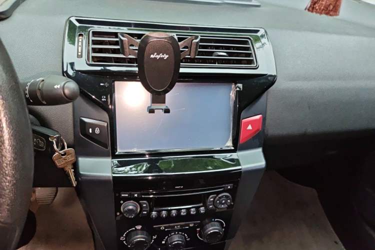 Used Citroen C-Quatre 2014 1.6L Manual Car Connectivity Edition Audio And AC Panel