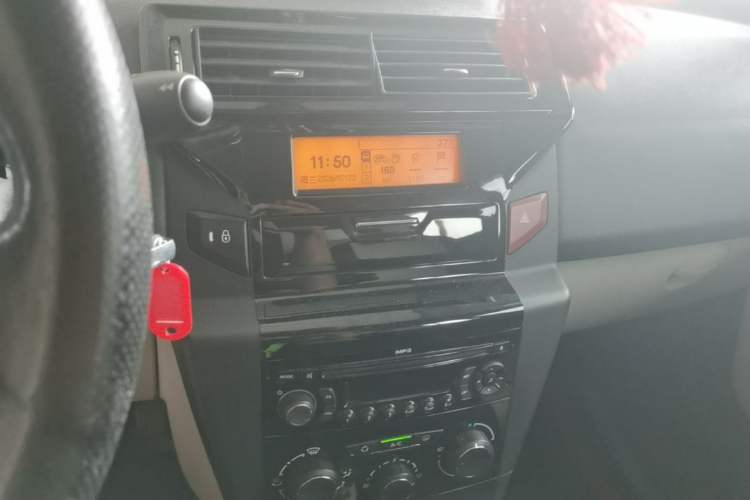 Used Citroen C-Quatre 2014 VTS Version 1.6L Automatic Prestige Model Audio And AC Panel