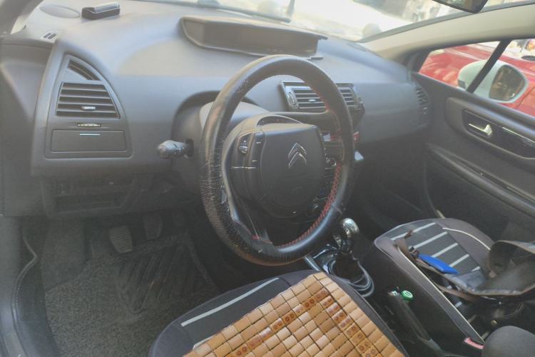 Used Citroen C-Quatre 2014 1.6L Manual Car Connectivity Edition Center Console