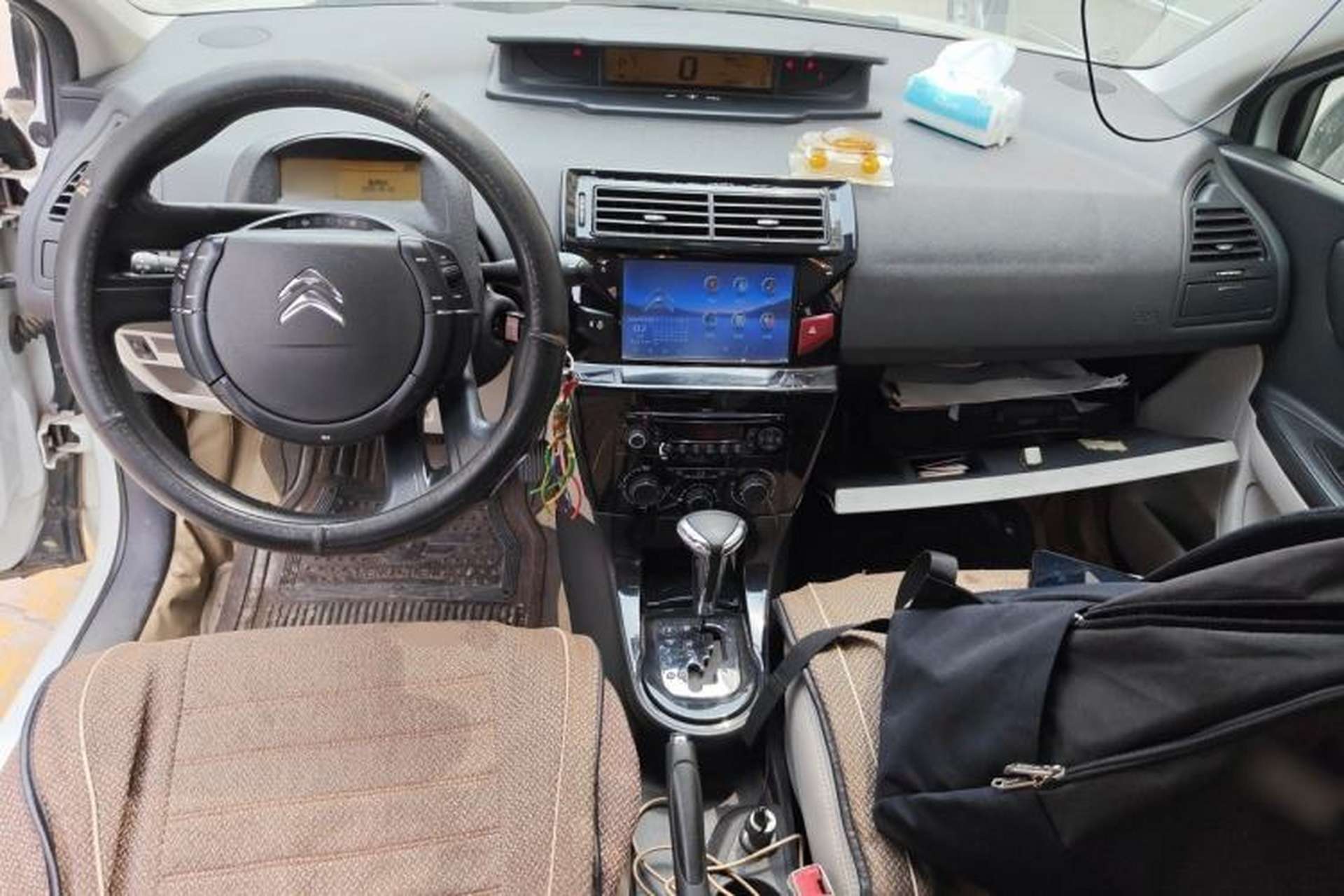 Used Citroen C-Quatre 2014 VTS Version 1.6L Automatic Prestige Model Center Console