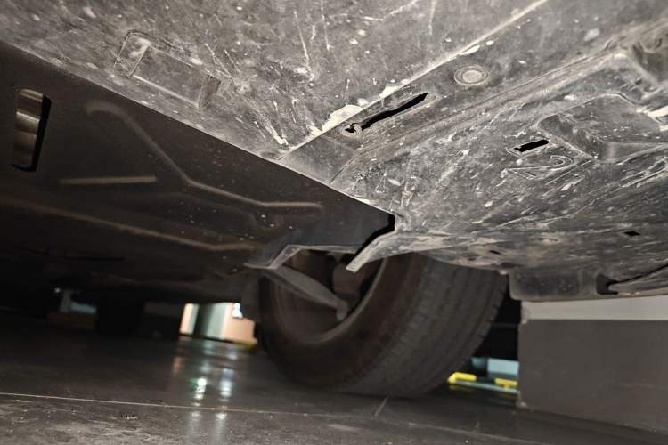 Used Citroen C-Quatre 2014 VTS Version 1.6L Automatic Prestige Model Chassis Front Left