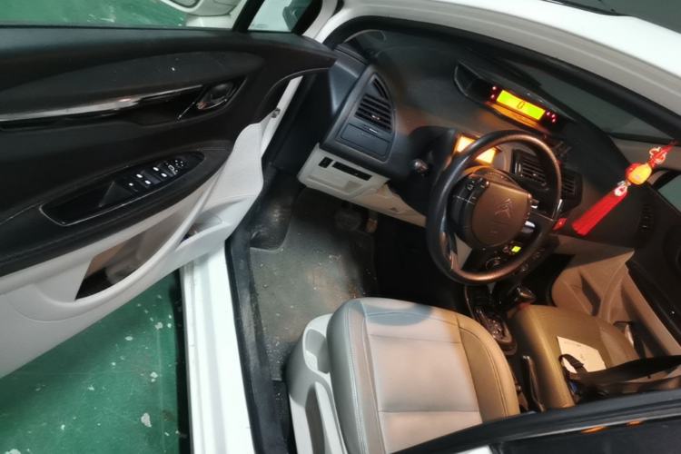 Used Citroen C-Quatre 2014 1.6L Automatic Connected Car Version Driver Seat