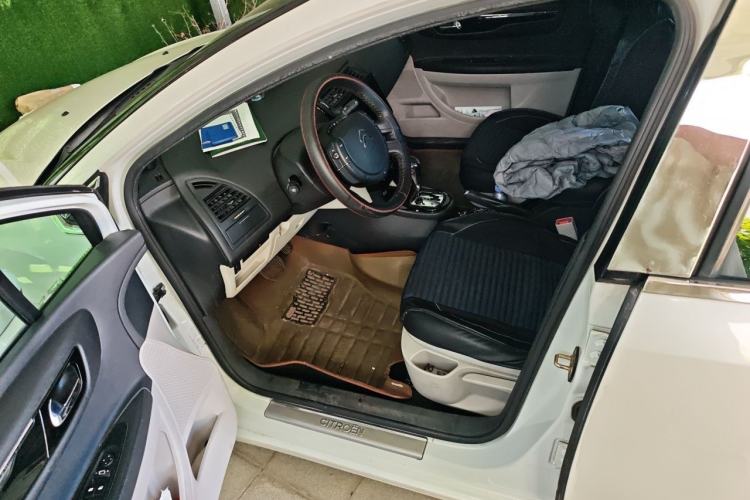 Used Citroen C-Quatre 2014 1.6L Automatic Connected Car Version Driver Seat
