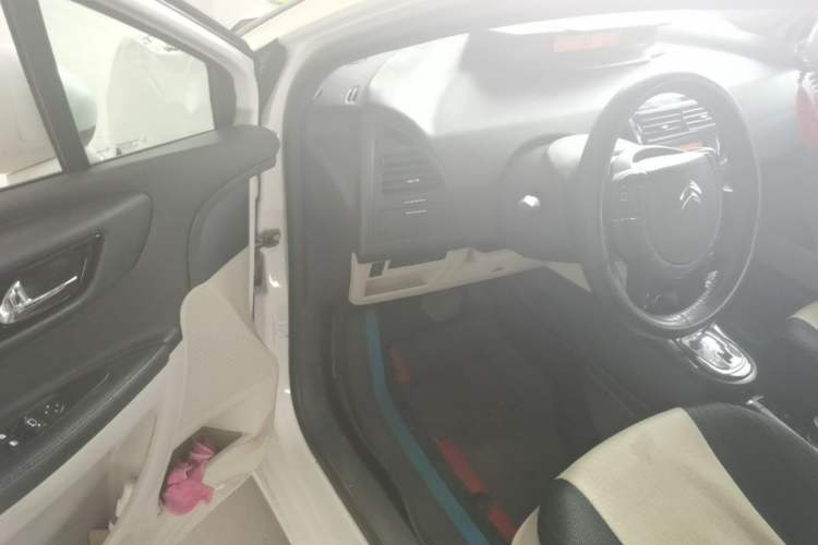 Used Citroen C-Quatre 2014 VTS Version 1.6L Automatic Prestige Model Driver Seat