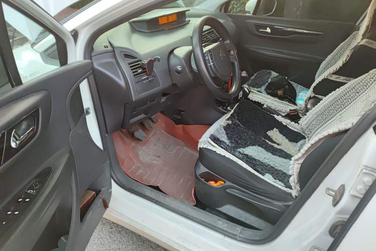 Used Citroen C-Quatre 2014 VTS Version 1.6L Manual - Premium Model Driver Seat