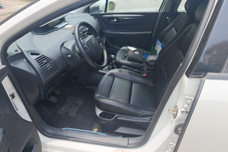 Used Citroen C-Quatre 2014 VTS Version 1.6L Manual - Premium Model Driver Seat