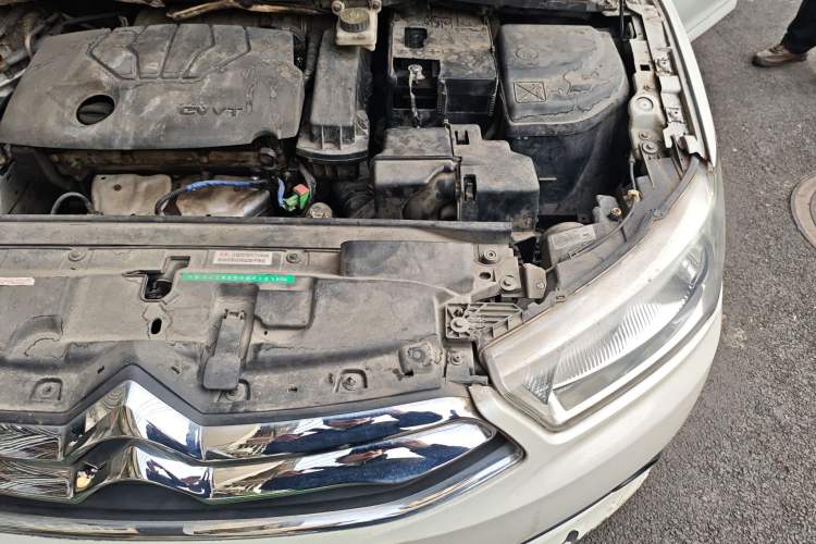 Used Citroen C-Quatre 2014 VTS Version 1.6L Manual - Premium Model Engine Bay Left