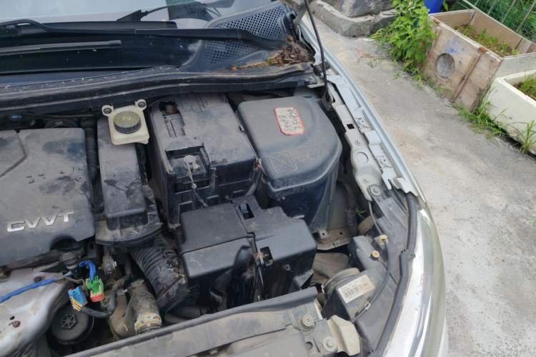 Used Citroen C-Quatre 2014 VTS Version 1.6L Automatic Prestige Model Engine Bay Left