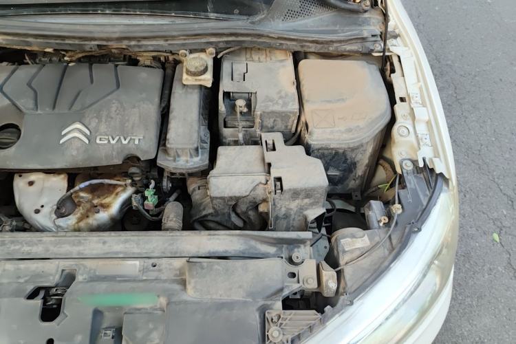Used Citroen C-Quatre 2014 VTS Version 1.6L Manual - Premium Model Engine Bay Left